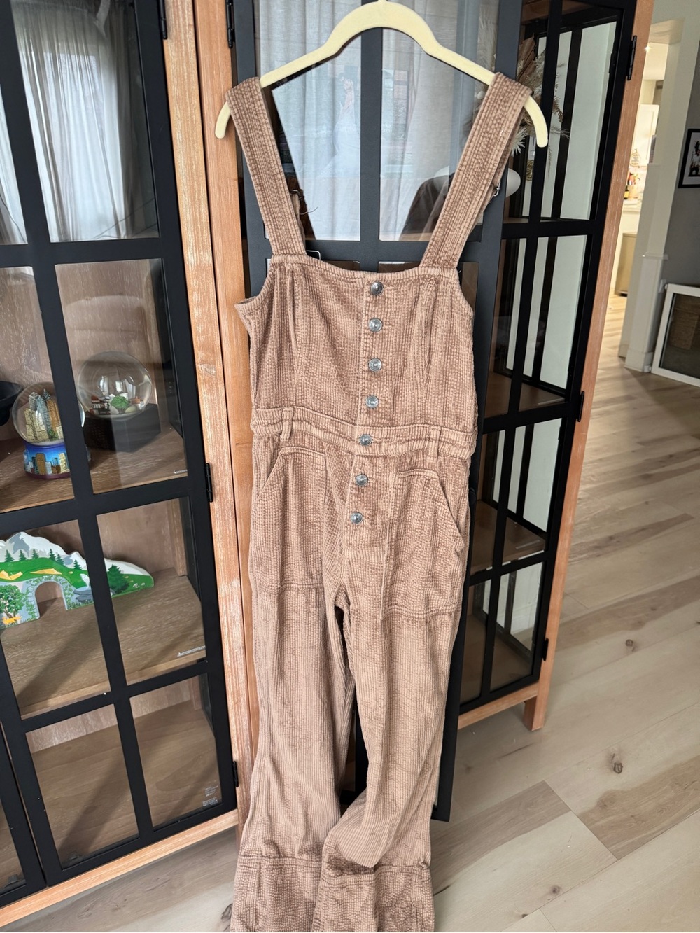 Aerie Corduroy Kick Flare Overalls jumpsuit khaki wide leg cappuccino buttons - Picture 6 of 10
